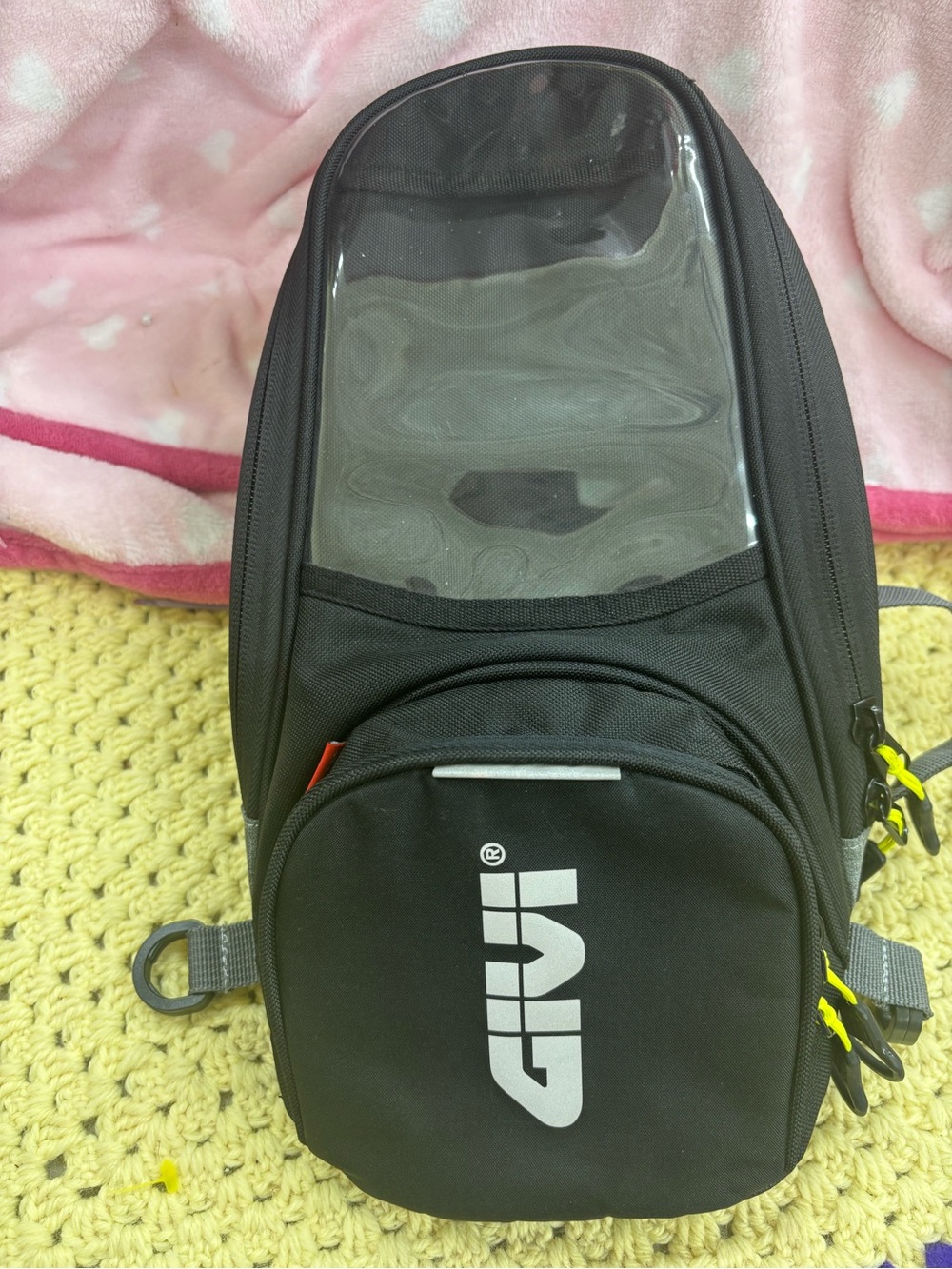 Givi moto motorcycle bag w/ straps